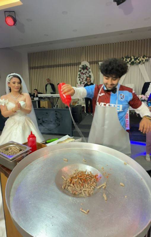 Damat geline pasta yerine tantuni yedirdi. Herkes şaştı kaldı - Resim: 8